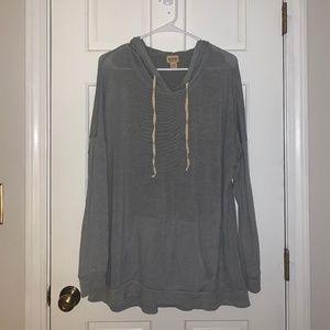 Grey long sleeved hooded light weight pullover with pockets size XXL
